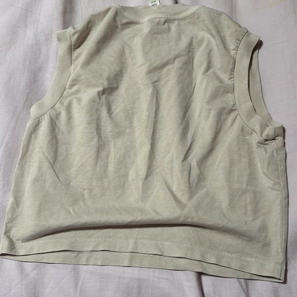 Skims - Picture 5 of 5